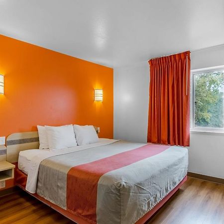 Motel 6-Baraboo, Wi - Lake Delton-Wisconsin Dells Экстерьер фото