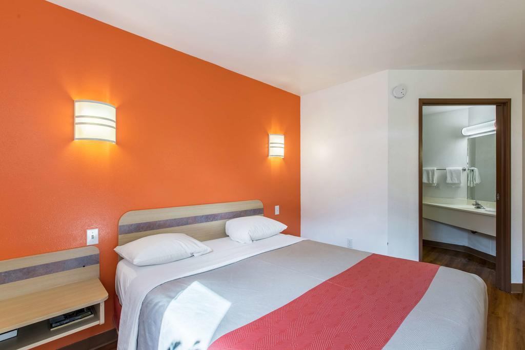 Motel 6-Baraboo, Wi - Lake Delton-Wisconsin Dells Экстерьер фото